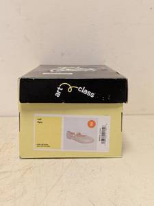 lot 156 image: NEW ART CLASS KIDS NELL FLATS SIZE 2 OFF-WHITE