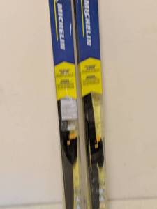 lot 210 image: (2) NEW MICHELIN GUARDIAN 16 WIPER BLADES