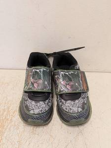 lot 168 image: JURASSIC PARK KIDS SHOES SIZE 12