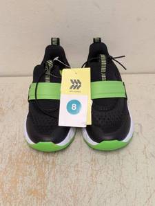 lot 180 image: NEW ALL IN MOTION KIDS SHOES SIZE 8 BLACKMULTICOLOR