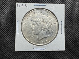 lot 9 image: 1922 Peace Silver Dollar