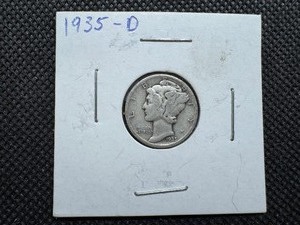 lot 99 image: 1935 D Silver Mercury Dime