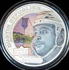 lot 4 image: 2017 Silver 1oz .999 Cook Islands $1, Upper Deck Dustin Byfuglien #4843 of 5000, Perfect Condition