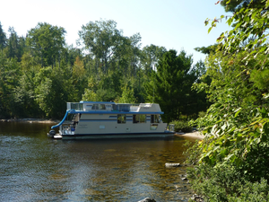44' Sportcruiser Deluxe Houseboat (6 guests), May 8-11th