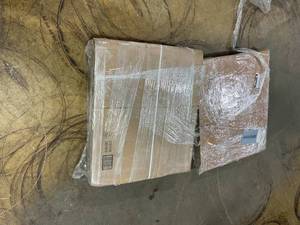 lot 201 image: LOT OF 2 Bundles Of Brown Boxes