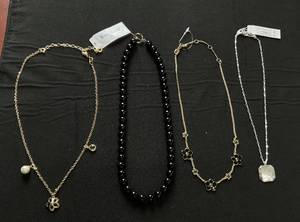lot 317 image: LOT OF 4 Womens Necklaces