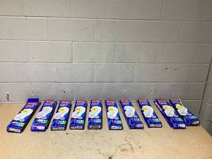 lot 140 image: LOT OF 10 O-Cedar Flex & Catch Heavy Duty Dusting