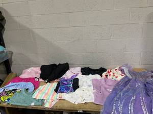 lot 330 image: LOT OF 15 Girls Size Large Clothing