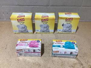 LOT OF 5 Glad Trash Bags