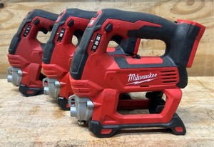 lot 7 image: Milwaukee Grease Gun Cat No. 2646-20 lot of 3 (Tool Only)