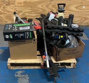 lot 20 image: Pallet of Miscellaneous Items