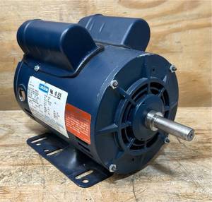 lot 26 image: Leeson - M6K34DB25A ELECTRIC COMPRESSOR MOTOR 5HP PH1