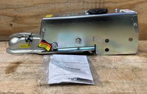 lot 36 image: Dexter Hydraulic Drum Brake Actuator, 6600-Lb. Capacity, Model# K99-066-00 #29304 Msrp $324.99