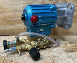 lot 38 image: Cat Pumps Pressure Washer Pump, 4000 PSI, 4.0 GPM, Direct Drive, Gas, Model# 67DX39G1L #A157594 Msrp $749.99