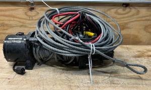 lot 41 image: Ultra-Tow 12 Volt DC-Powered Off-Road Vehicle Winch, 12,000-Lb. Capacity, Galvanized Wire Rope #4995869 Msrp $389.99