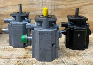 lot 81 image: Hydraulic Pump lot of 3