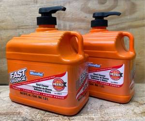 lot 89 image: Fast Orange Pumice Hand Cleaner 64oz lot of 2