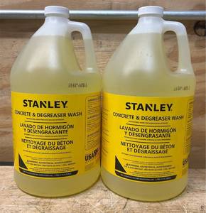 lot 91 image: Stanley Concrete & Degreaser Wash lot of 2