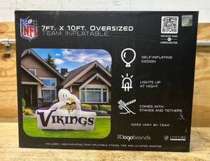 lot 101 image: NFL Viking 7ft. X 10ft. Oversized team inflatable
