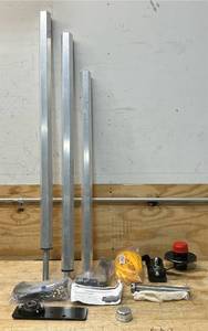 lot 110 image: Dump Tarp Kit incomplete