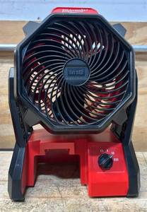 lot 151 image: Milwaukee M18 Portable Jobsite Fan, Tool Only, Model# 0886-20