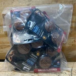 lot 160 image: STARMARK Dog Treats lot of 10