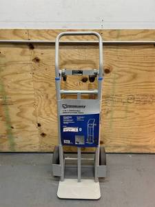 lot 212 image: Strongway 2-in-1 Convertible Hand Truck, 600-Lb. Capacity (read description)