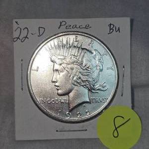 lot 8 image: 1922 D Peace Dollar $1 BU Condition