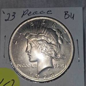 lot 10 image: 1923 Peace Dollar $1, BU Condition