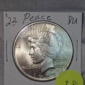 lot 38 image: 1923 Peace Dollar $1 BU Condition