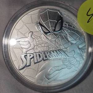 lot 46 image: 2017 1oz, .9999Justice League Spiderman Silver