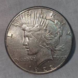 lot 66 image: 1922 S Peace Dollar $1 VF