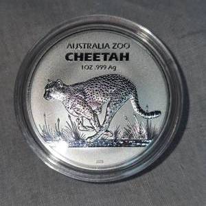 lot 105 image: 1 oz Silver Australia 200 Cheetah .999