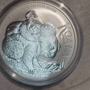 lot 112 image: 2022 Koala 1oz Silver Round