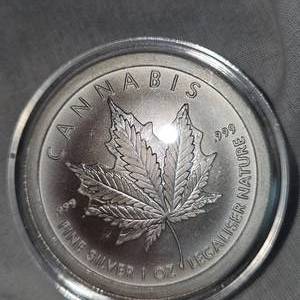 lot 119 image: 2017 1 oz Silver Cannabis Round