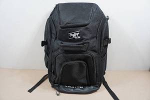 lot 21 image: Rawlings Backpack