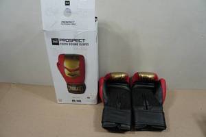 lot 27 image: Everlast Prospect Youth Boxing Gloves - 8oz