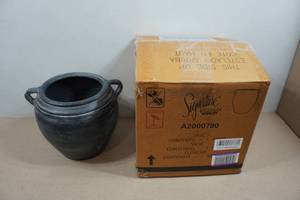 lot 37 image: Signature Design By Ashley Decorative Vase