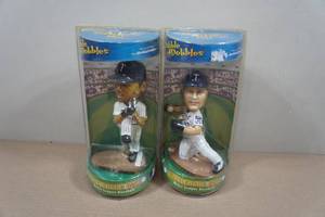 lot 58 image: 2 MLB Bobbleheads