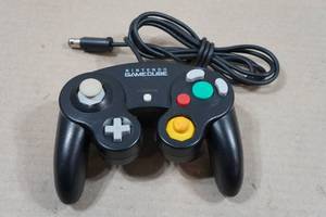 lot 94 image: Nintendo Gamecube Controller