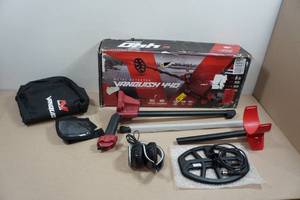 Minelab Vanquish 440 Metal Detector