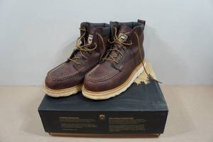lot 119 image: Irish Setter Ashby Mens 6 Work Boots Style 83606 - Size 10.5