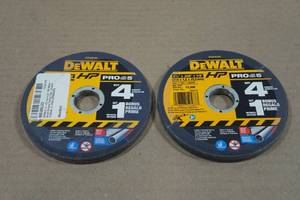 lot 137 image: 2 DeWalt 5-Packs Metal Cut Off Discs