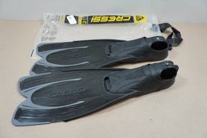 lot 168 image: Cressi Agua Adult Fins - 3940 - 5.56.5