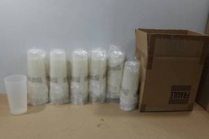 lot 223 image: 24 White Plastic Tumbler Cups