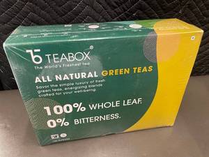lot 10 image: Teabox All Natural Green Teas - 100 Tea Bags, Whole Leaf