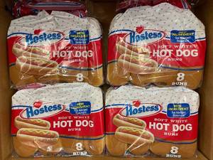 lot 135 image: 4x Hostess Soft White Hot Dog Buns - 8 Buns Each