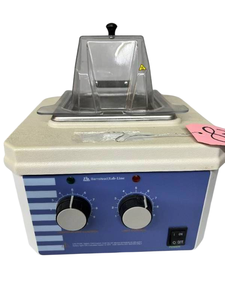 lot 68 image: Barnstead Lab-Line 18050A Water Bath - Analog Control System, Dual Thermostat Safety, Durable Reservoir - Great Condition