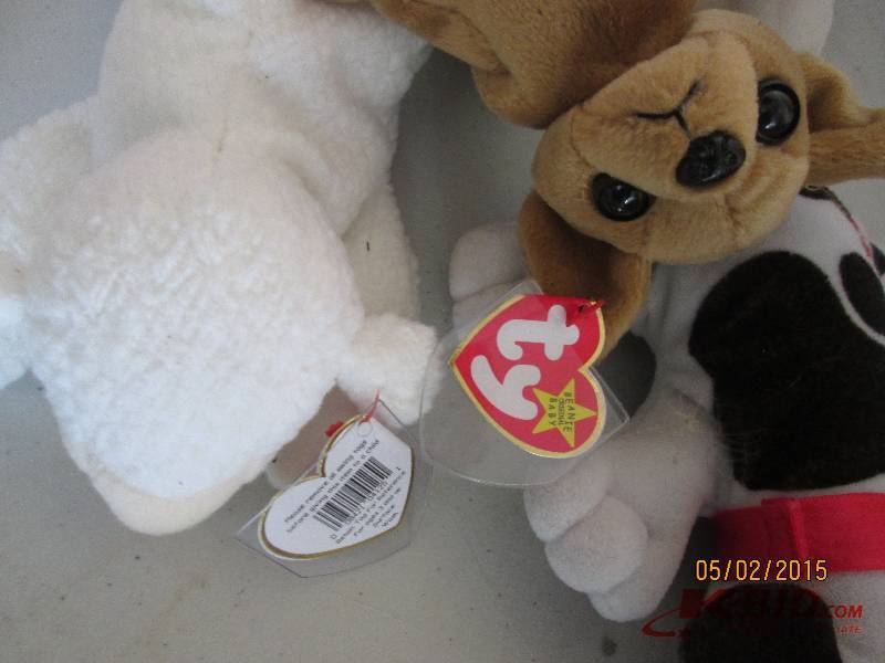 lot 11 image: Lot of Beanie Babies and stuffed pl...