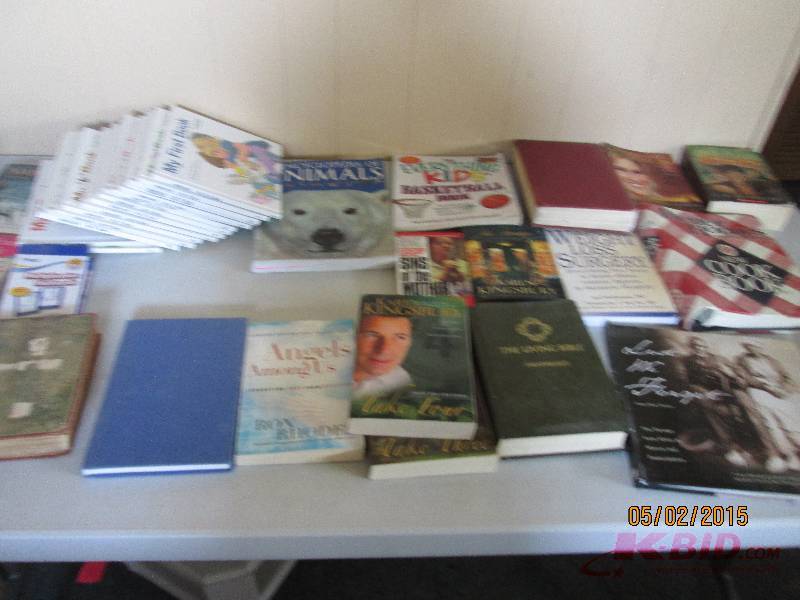 lot 47 image: Lot of books, all in good condition...